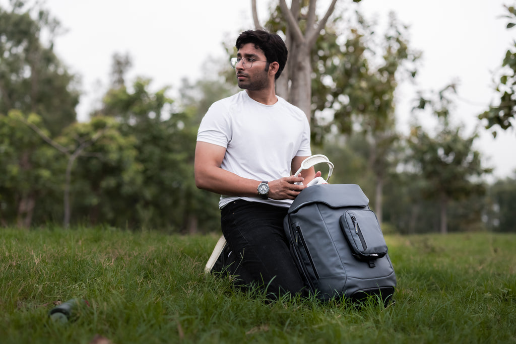 Edc .28 backpack tpu slate in an outdoor setting by Uluk Outdoors 